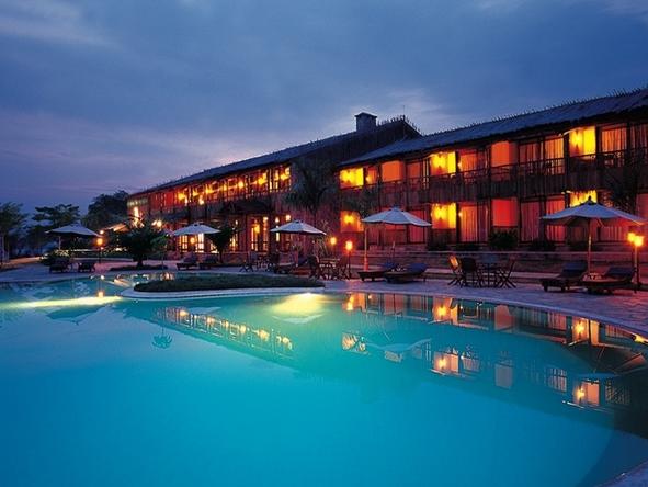 Paraa Safari Lodge - Exterior 